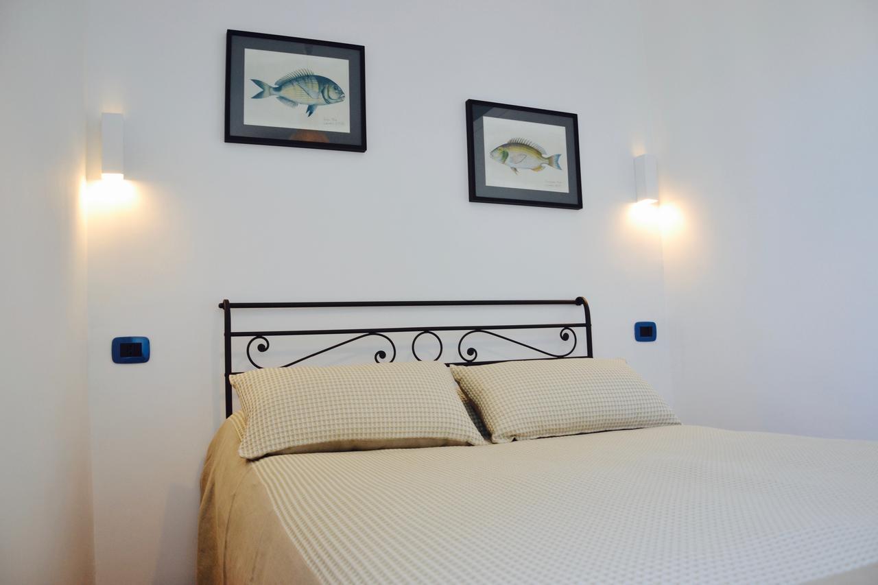 ガエータ Il Bottone Al Duomo Bed & Breakfast エクステリア 写真