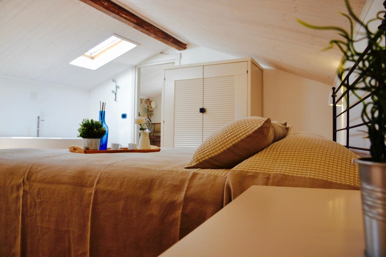 ガエータ Il Bottone Al Duomo Bed & Breakfast エクステリア 写真