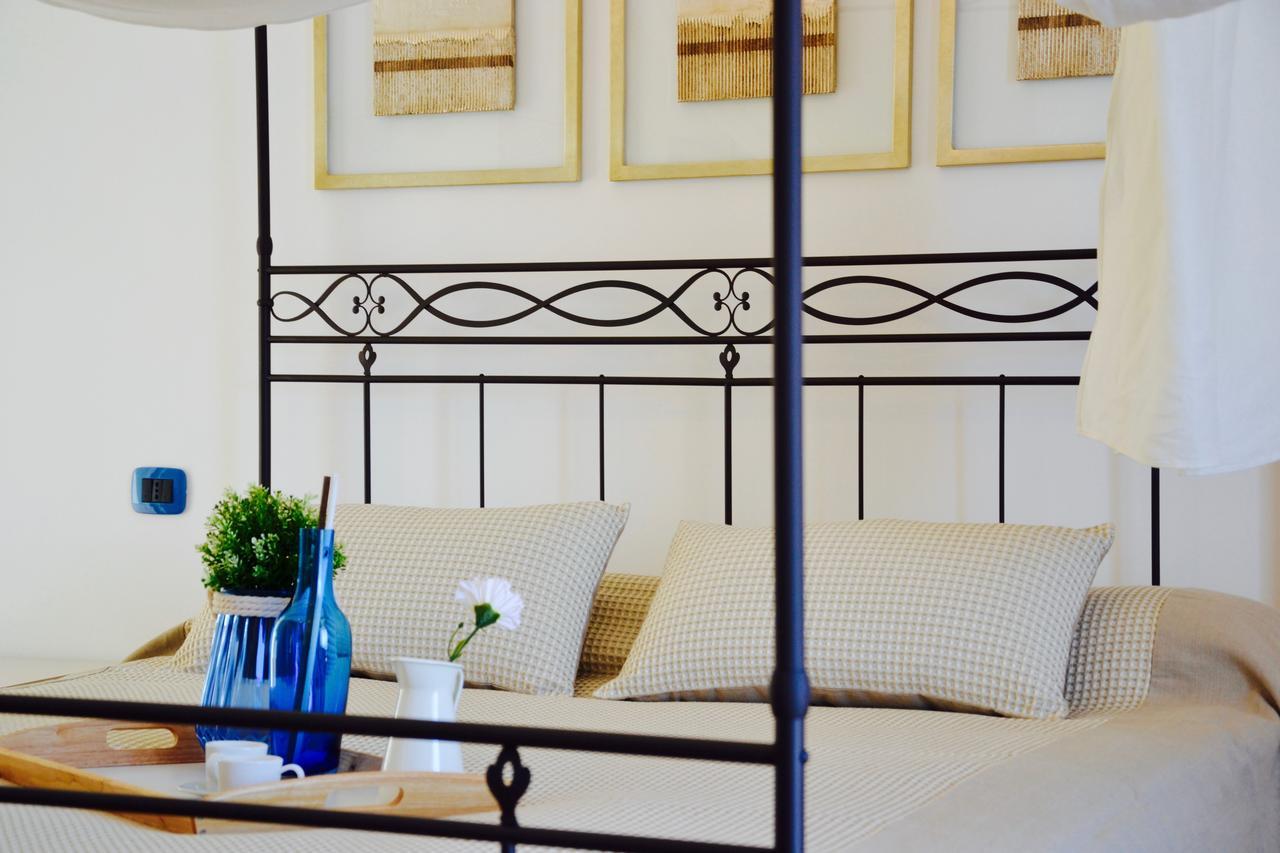 ガエータ Il Bottone Al Duomo Bed & Breakfast エクステリア 写真